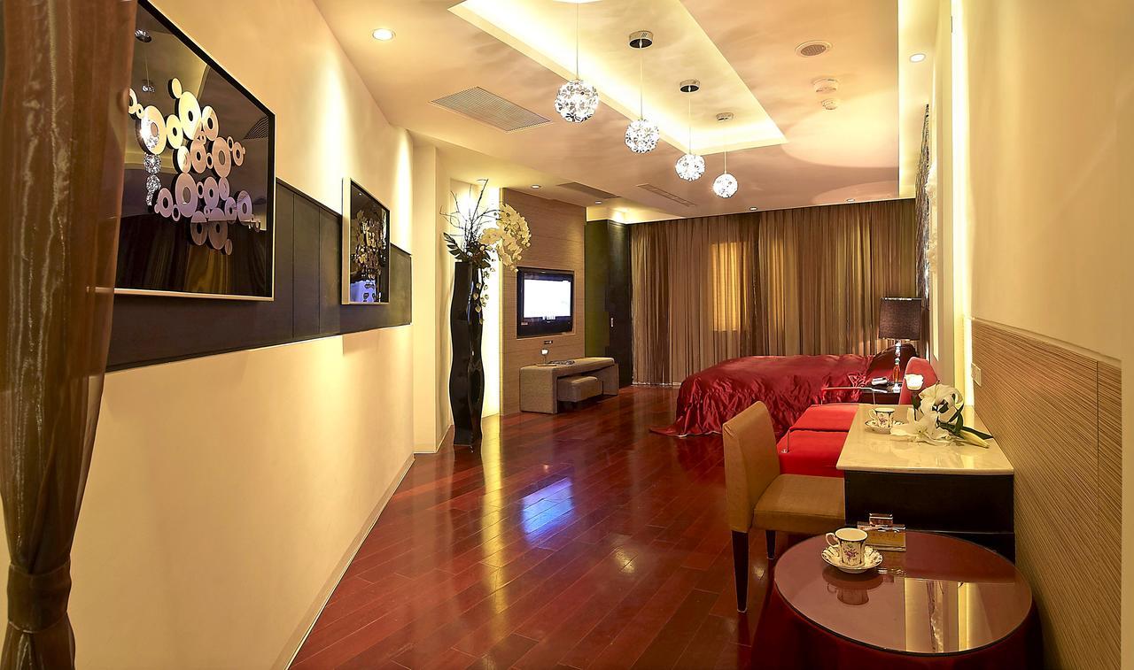 Qi Hai Motel Zhunan Exterior photo