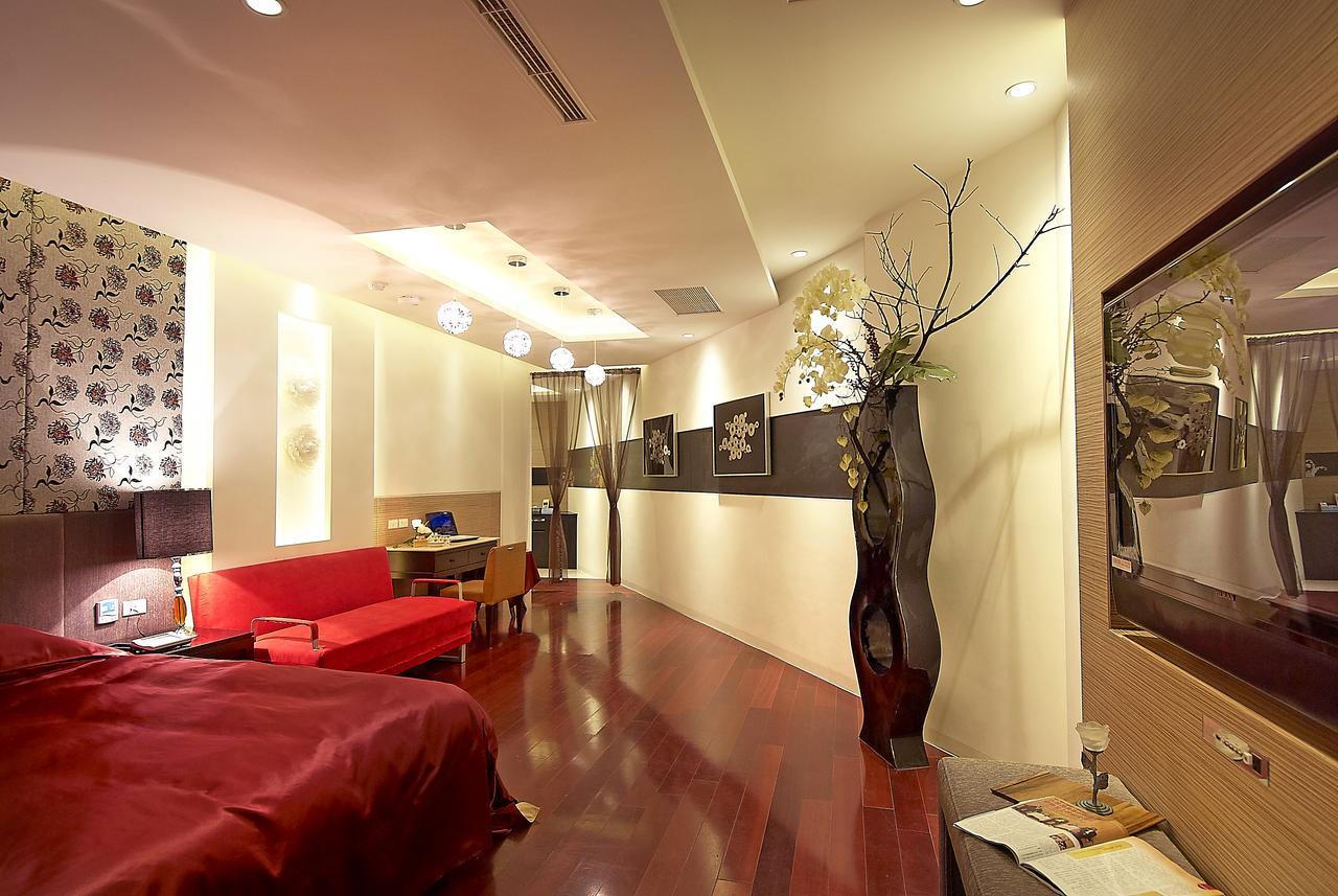Qi Hai Motel Zhunan Exterior photo