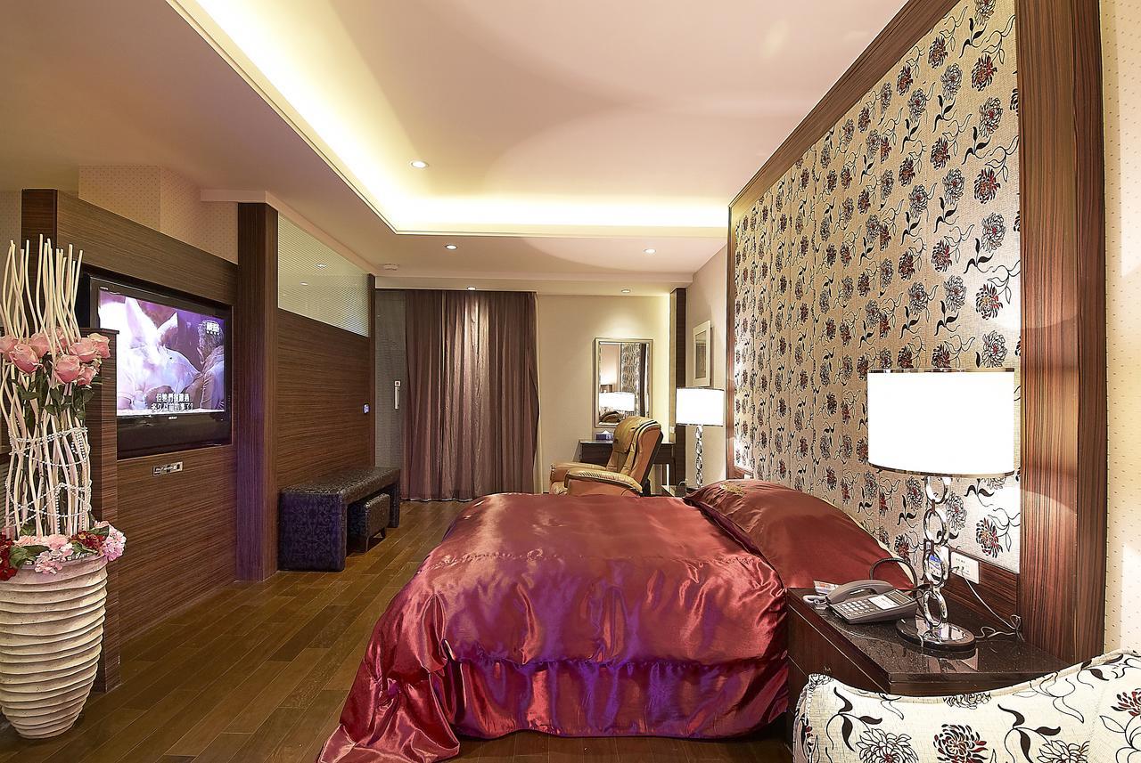 Qi Hai Motel Zhunan Exterior photo